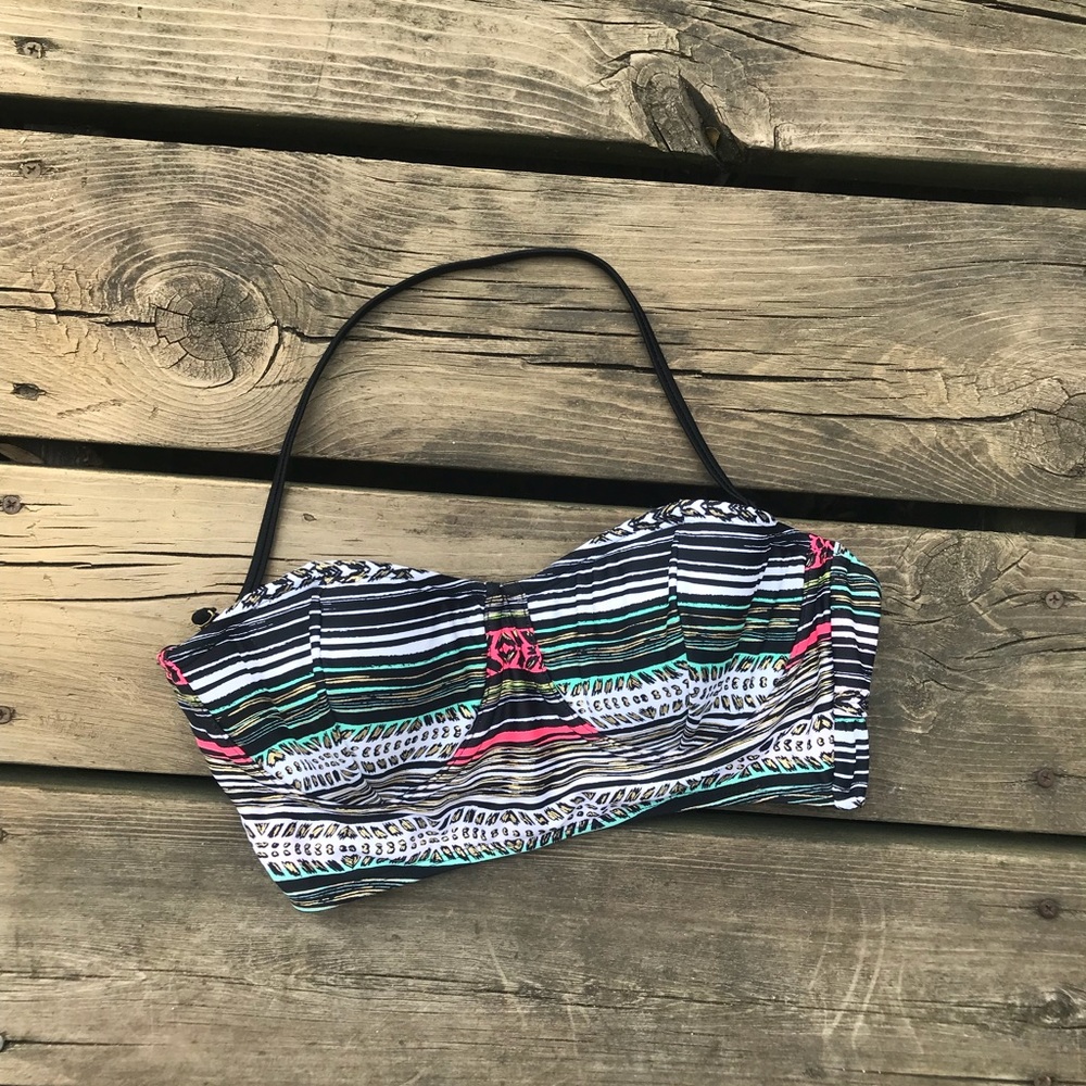 >>Halter/Strapless Aztec Swim Top<<